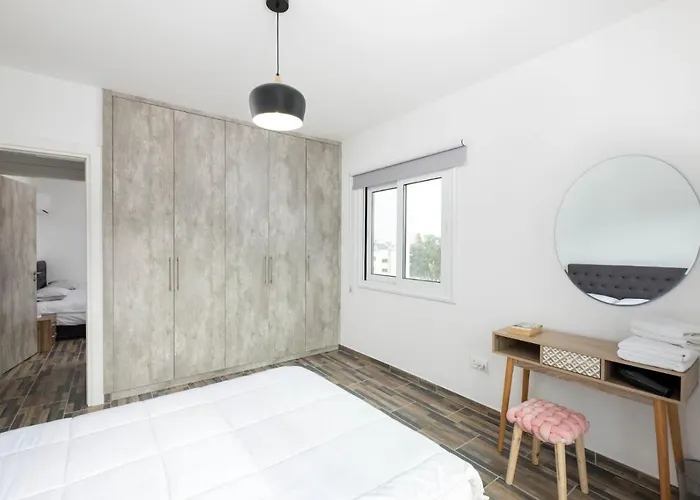 Happy - Halefka Court * Larnaca