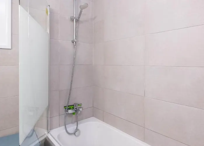 Apartment Happy - Halefka Court *